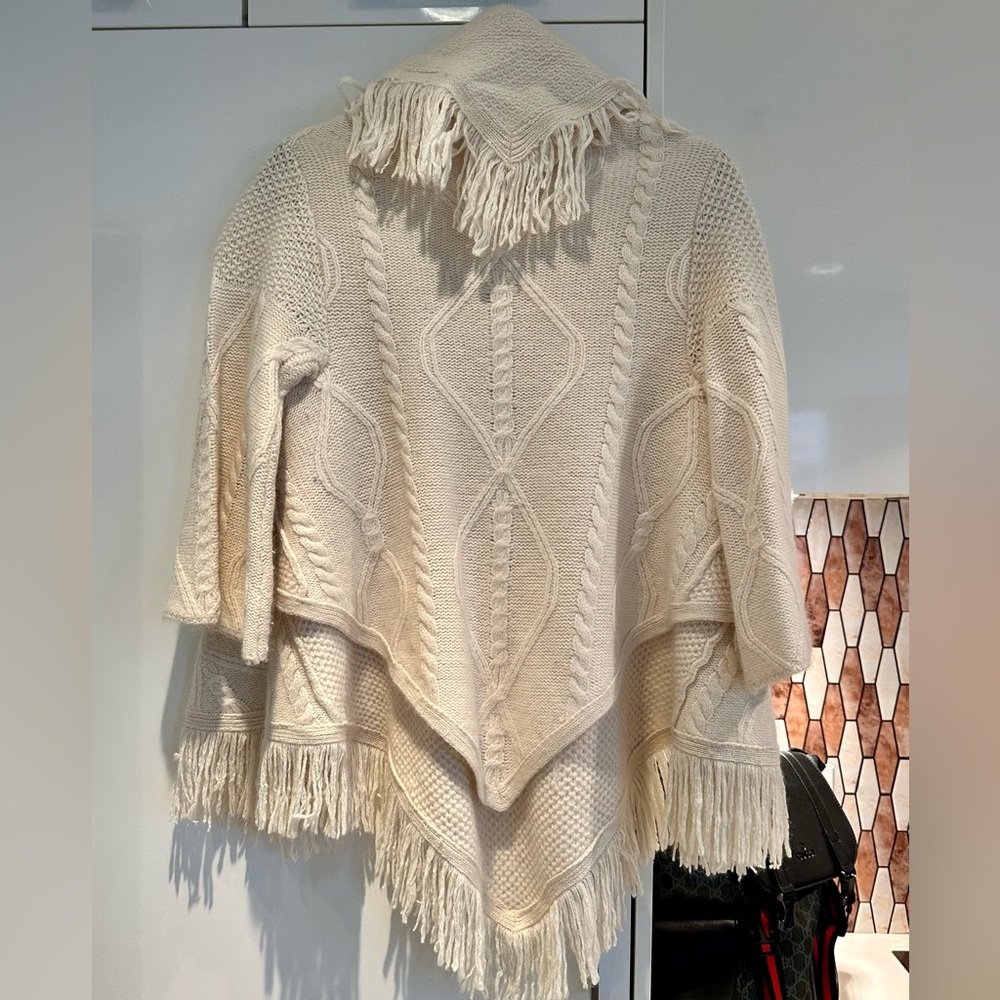 Elegant Cream Cable Knit Women's Sweater